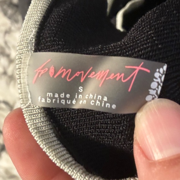 Free people movement cutout long sleeve. Stretchy material, size S. Black/white - Picture 9 of 9